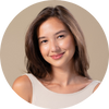 Hydrates and plumps skin with Hyaluronic Acid.